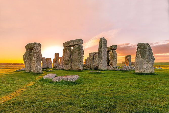 Stonehenge, Avebury, Cotswolds. Small Guided Day Tour From Bath (Max 14 Persons) - Key Points