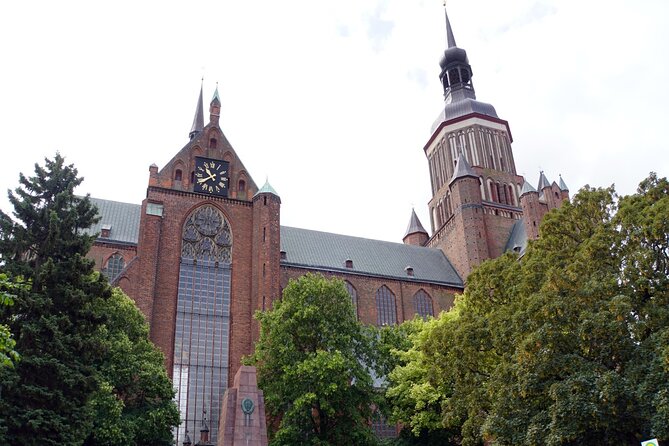 Stralsund Old Town Walking Tour, St Marys Church With Guide - Key Points