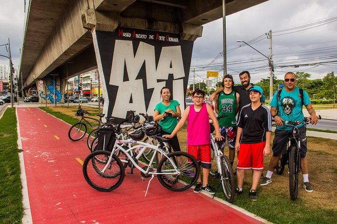Street Art and Parks Bike Tour