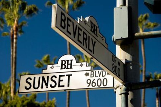 Sunset Boulevard True Crime and Ghost Stories - Key Points