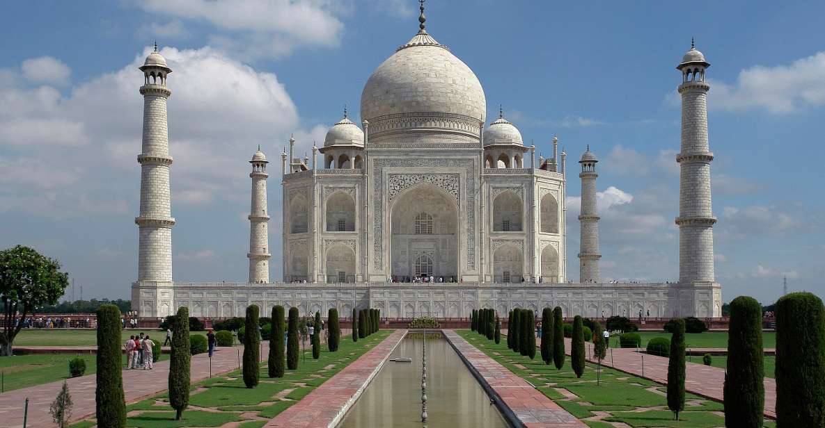 Tajmahal With Cooking Class and Dine a Local Family - Key Points