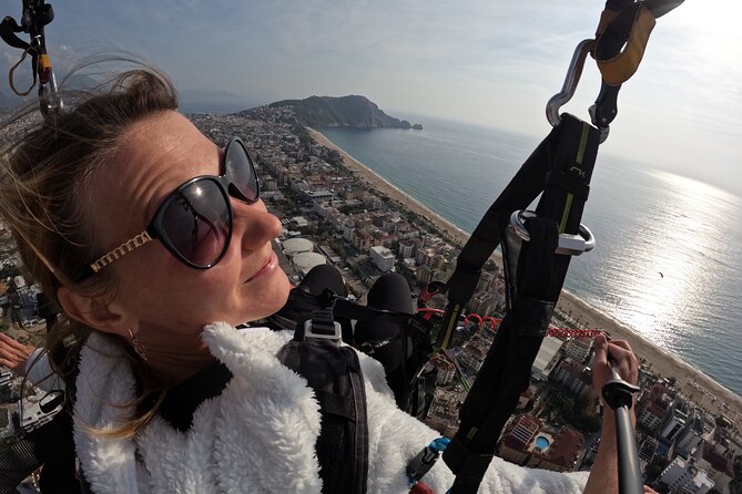 Tandem Paragliding in Alanya With Professional Licensed Pilots - Key Points