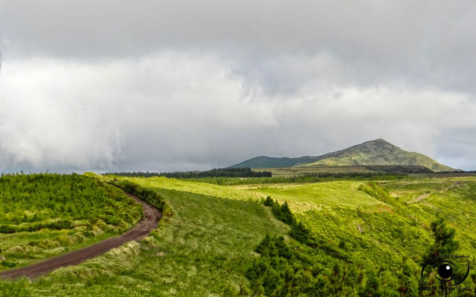 The BEST São Miguel Island Bus & Minivan Tours - Key Points