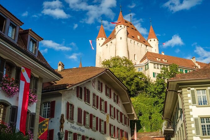 Thun Scavenger Hunt and Sights Self-Guided Tour - Key Points