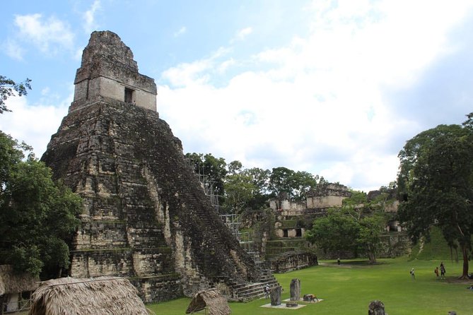 Tikal Exclusive Full Day Tour From Belize Border - Key Points