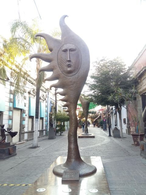 Tlaquepaque Magic Town: Artisans, Traditions, Architecture - Key Points