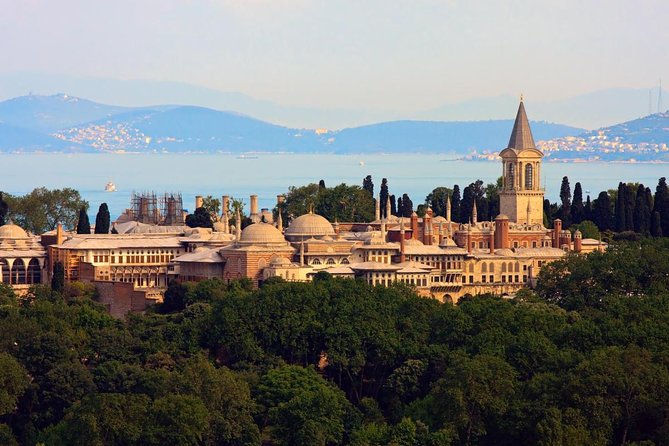 Topkapi Palace Highlights Tour With Audio Guide App - Key Points