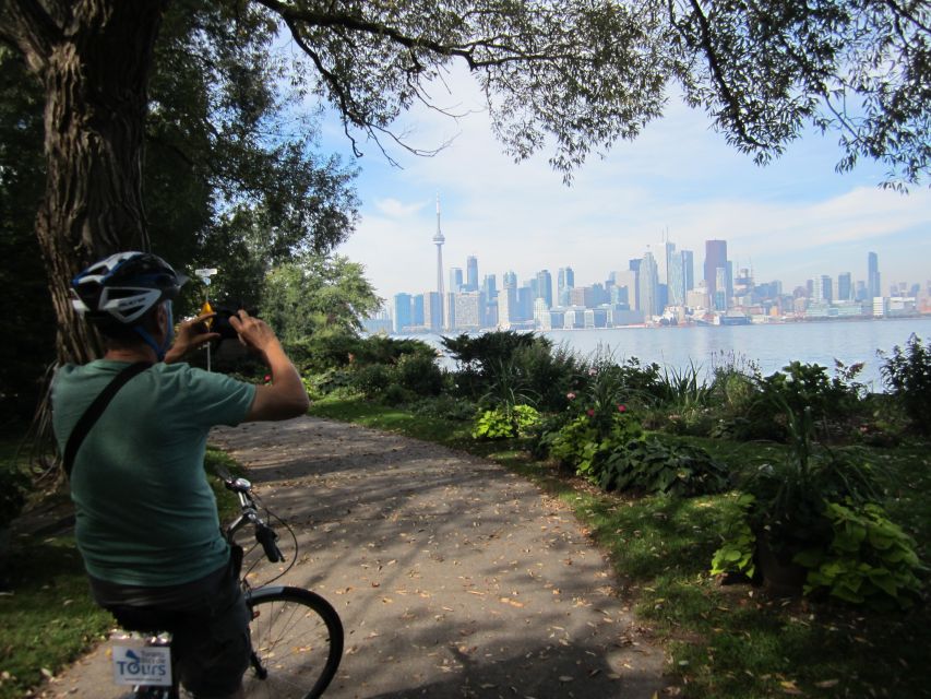 Toronto Islands: Morning or Twilight 3.5-Hour Bike Tour - Key Points