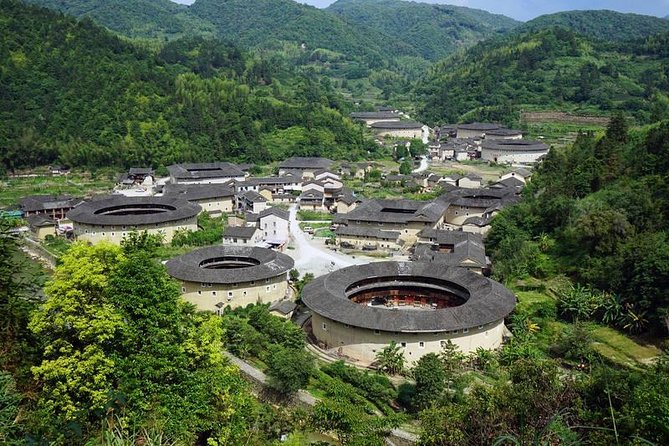Tour Guide and Car: Private Day Tour to Tianluokeng Tulou and Hekeng Tulou - Key Points