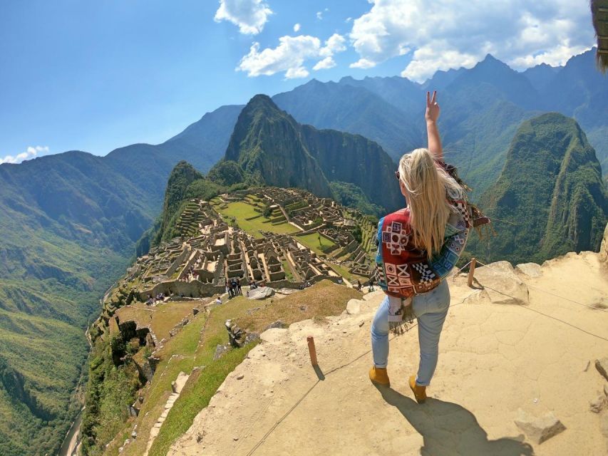 Tour Machu Picchu 2 Days 1 Night: Train, Hotel With Breakfast, Ticket, and Guide - Key Points