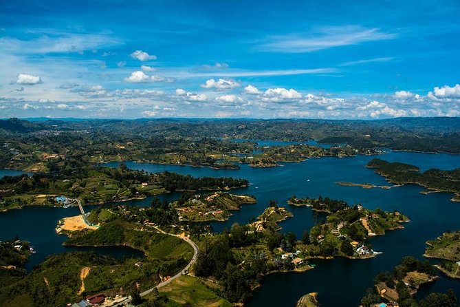 Tour to Guatapé, Rumbero Boat, Access to the Stone - Key Points