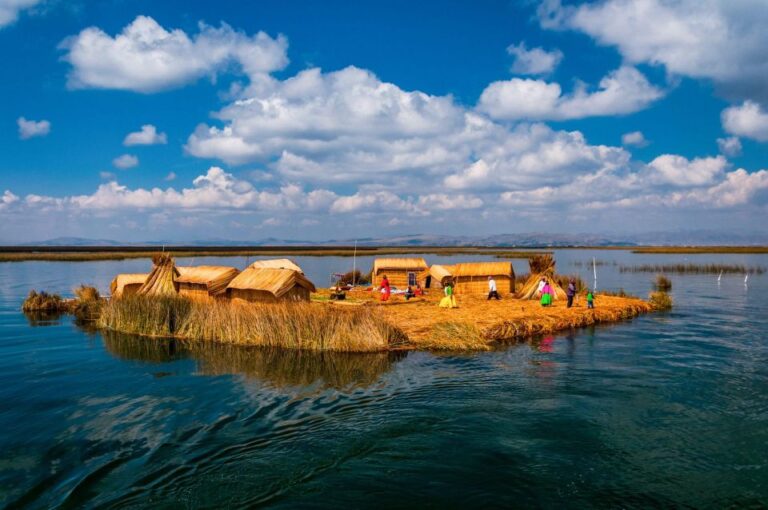 Tour to Lake Titicaca From Puno All Day