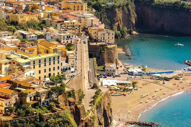 Transfer From Naples to Positano With Stop at Pompeii or Return - Key Points