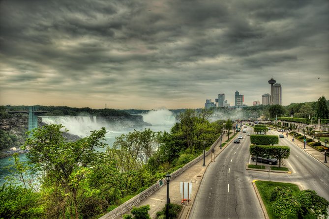 Transfer Toronto,Canada (Downtown) to Niagara Falls, Canada - Key Points