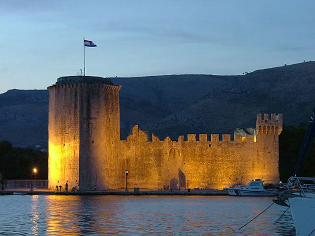 Trogir 1.5-Hour City Tour - Key Points