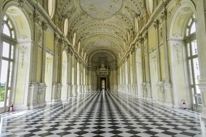 Turin: Palace of Venaria Private Tour With Transit - Key Points