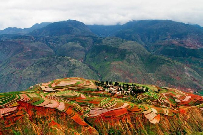 Two Days Colorful Private Tour From Kunming to Dongchuan Red Land - Key Points