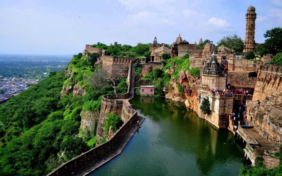 udaipur chittorgarh sightseeing tour by car all inclusive Udaipur: Chittorgarh Sightseeing Tour by Car - All Inclusive