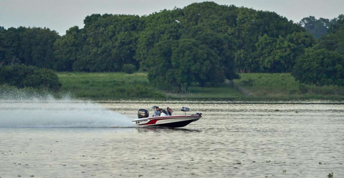 Valle De Bravo: Speedboat - Key Points