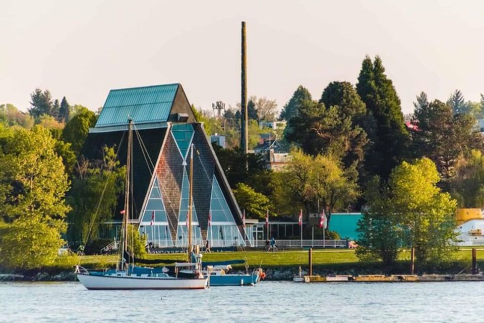 Vancouver Family Tour for History Geeks Private - Key Points