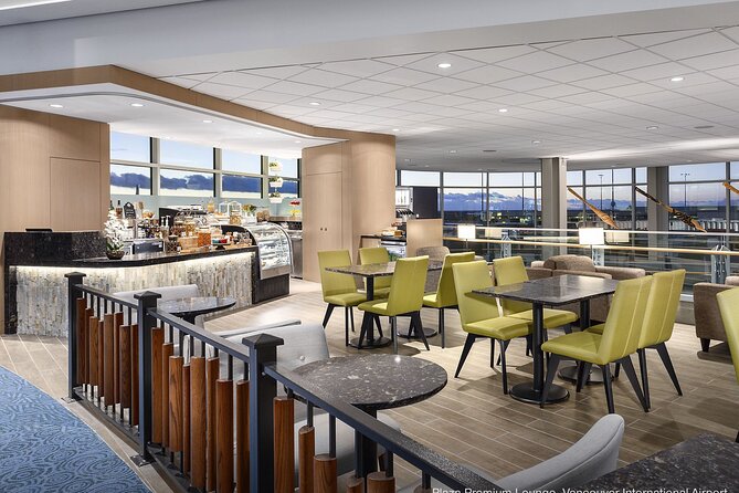 Vancouver International Airport Plaza Premium Lounge - Key Points