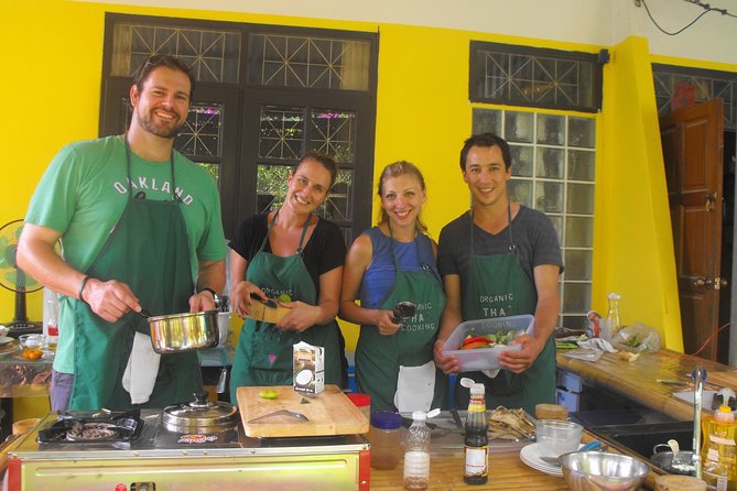 Vegetarian Organic Thai Cooking Class and Market Tour in Phuket - Key Points