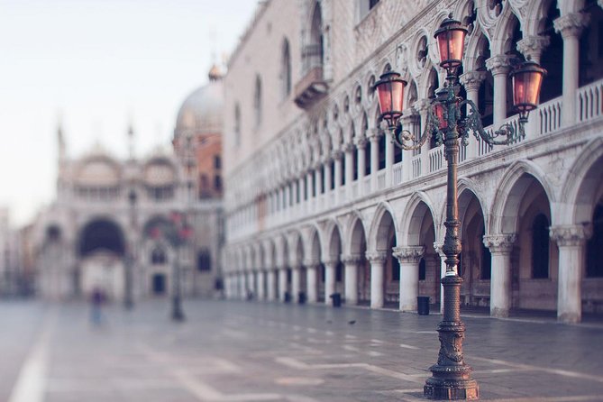Venice Walking Tour and Gondola Ride- T15 - Key Points