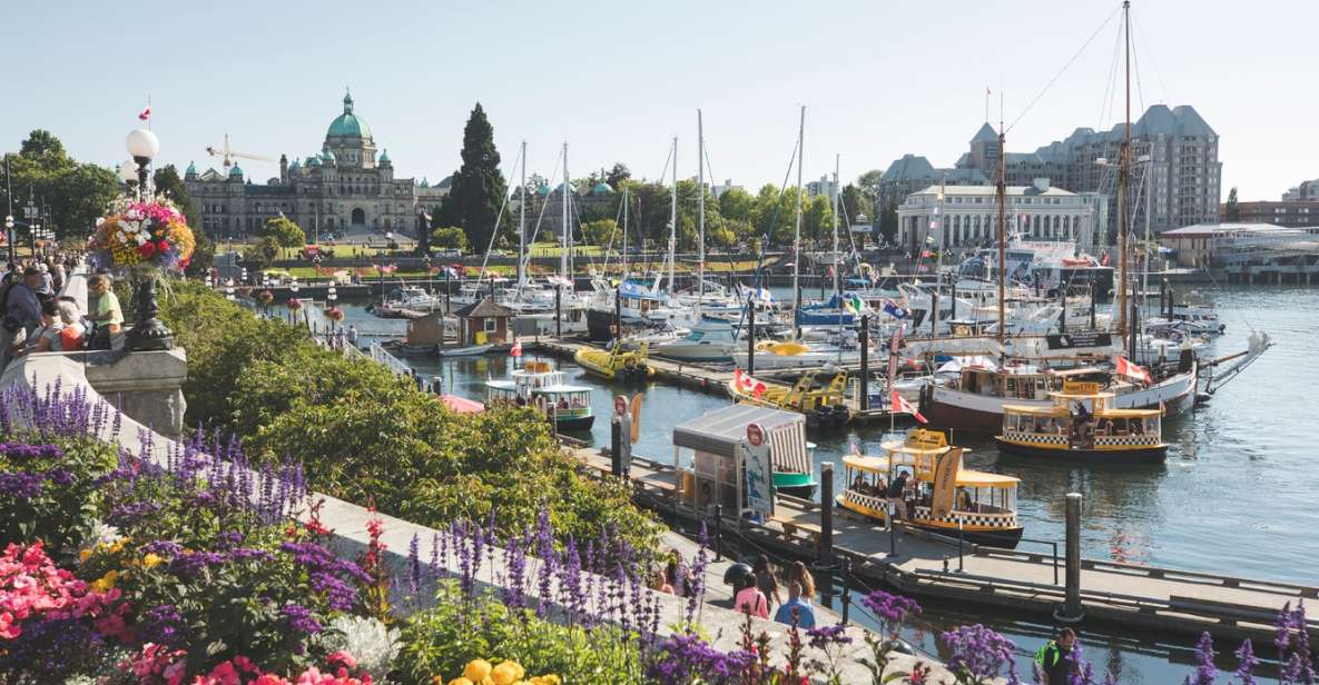 Victoria: 2.5-hour Tips-Based City Walking Tour - Key Points