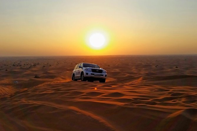 VIP Luxury Desert Safari With Live BBQ Dinner - Key Points