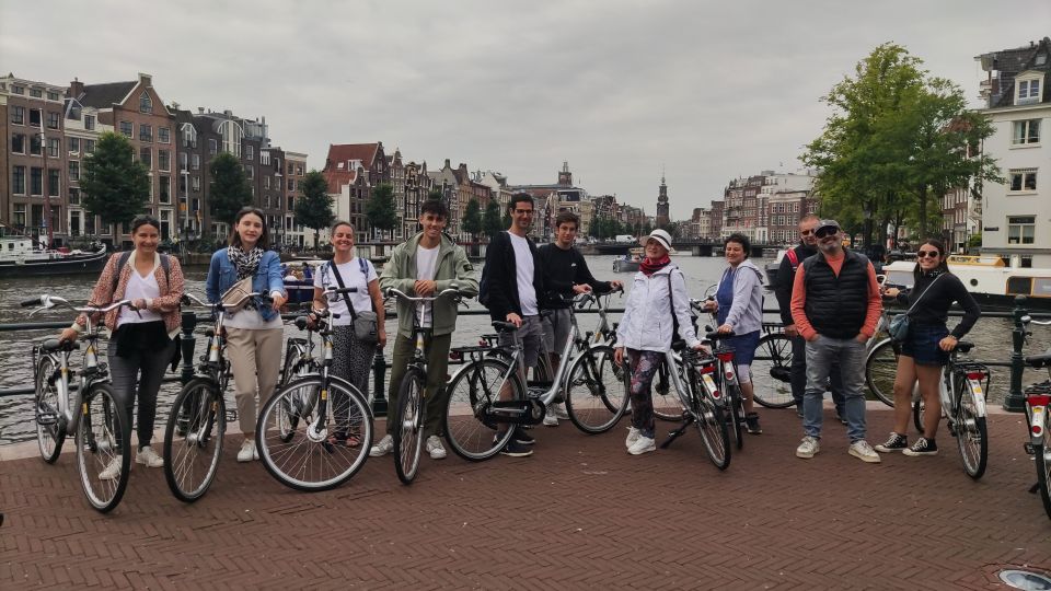 Visit Amsterdam by Bike in French - Key Points