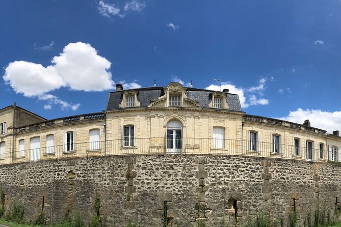 Visit of the Château Du Cros and Introduction to Tasting - Key Points
