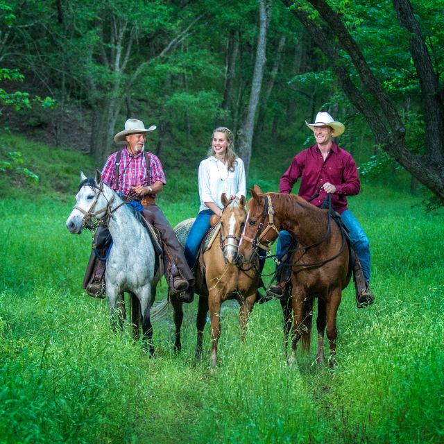 Waco: Horseback Riding Tour With Cowboy Guide - Key Points
