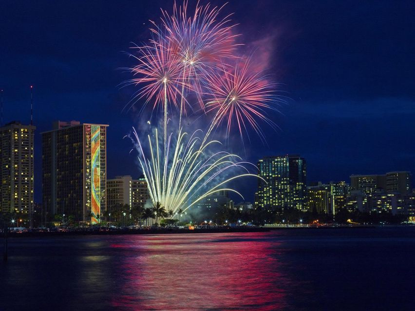 Waikiki Fireworks Boat Cruise - Key Points