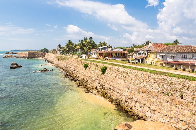 Walking Tour at Galle Fort With a Local Guide - Key Points