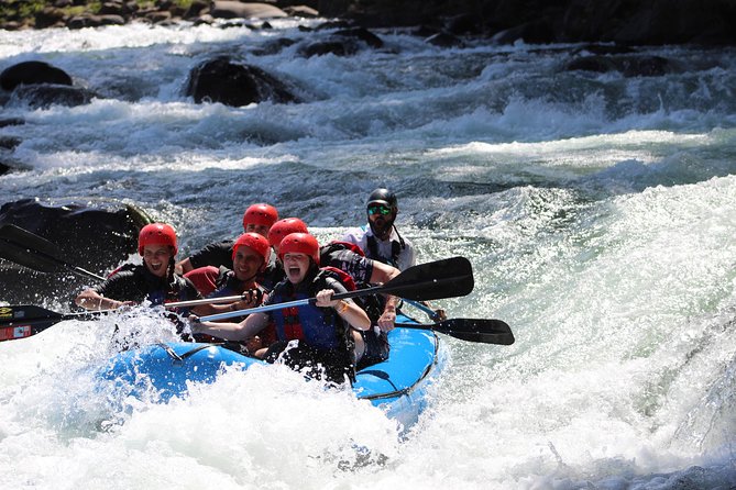 White-Water River Rafting on Class Iii/Iv Rapids With Lunch  - La Fortuna - Key Points