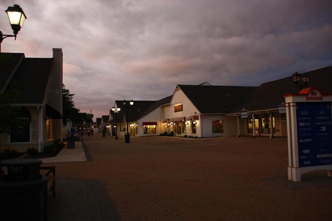 Woodbury Common Premium Outlets Shopping Tour, From NYC