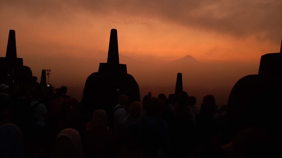Yogyakarta: Borobudur and Prambanan Temples Day Tour - Key Points