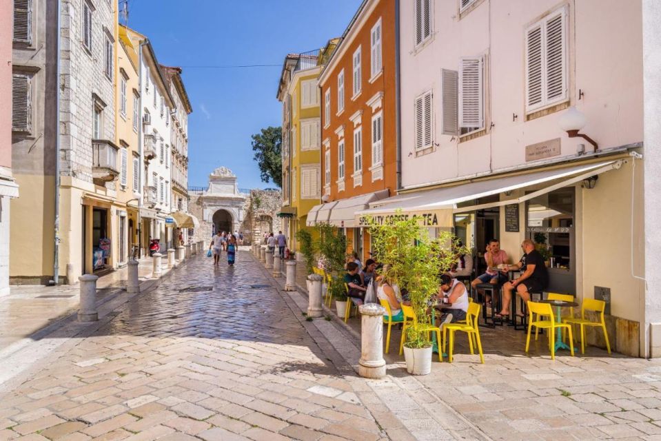 Zadar: Early Morning Walking Tour of the Old Town - Key Points