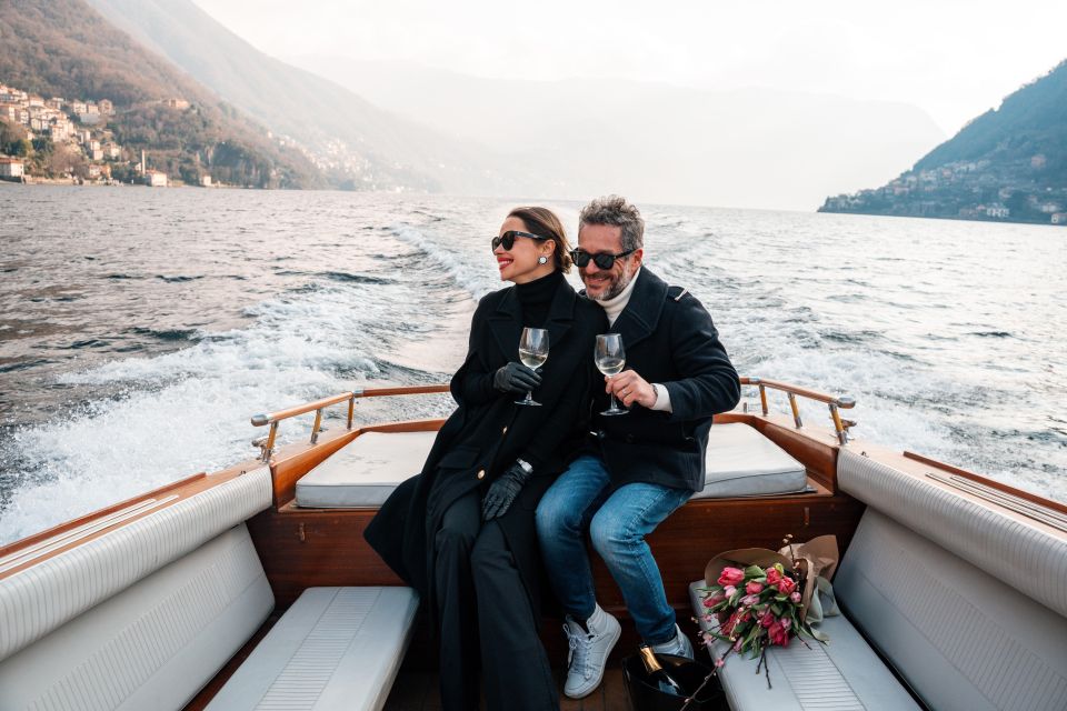 1 or 2-Hour Classic Wooden Boat Tour With Prosecco - Key Points