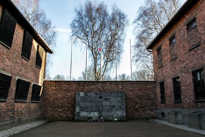 1 Day Auschwitz Birkenau Museum Guided Tour Hotel Pick up