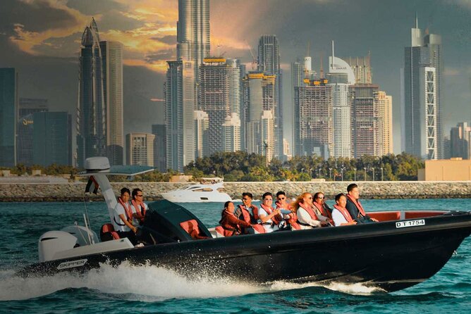 1-Hour Dubai Tour by Black Boat