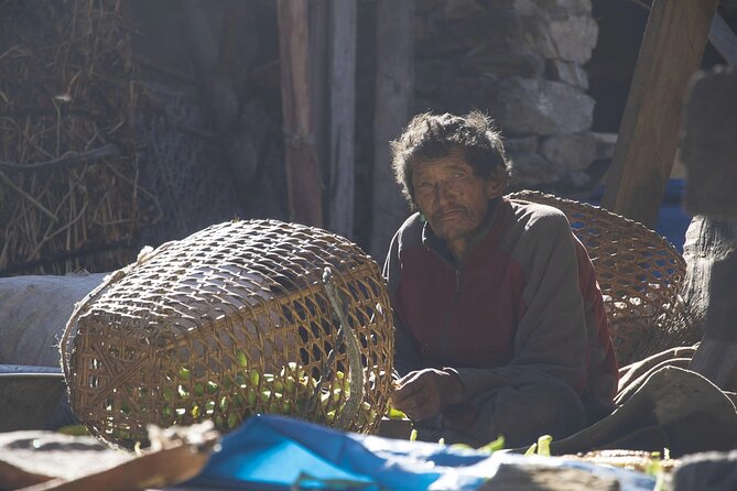 10 Days Manaslu Circuit Trek in Larke La Pass