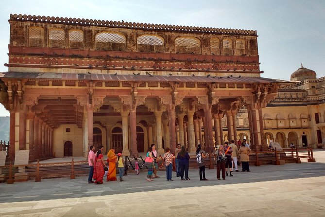 2-Day Private Tour of Jaipur From Delhi: City Palace, Hawa Mahal and Amber Fort