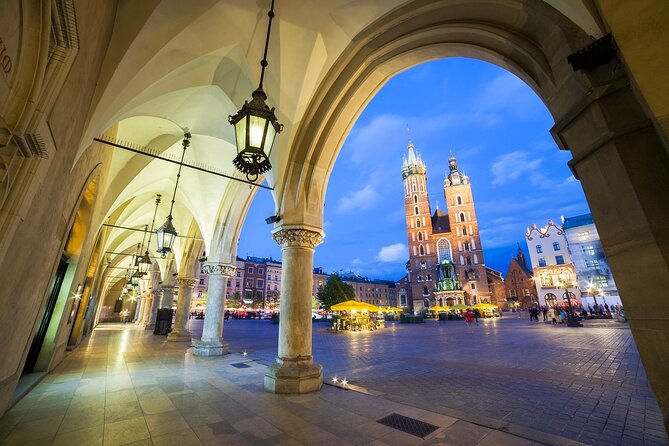 2-Hour Guided Walking Tour in The Old Town of Krakow