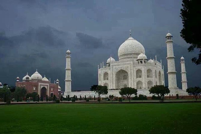 3-Day Luxury Golden Triangle Tour to the Taj Mahal, Agra & Jaipur From Delhi