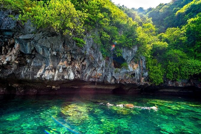3 Day Trung Over Night on Amazing Emerald Cave and Snorkeling at 7 Color Coral