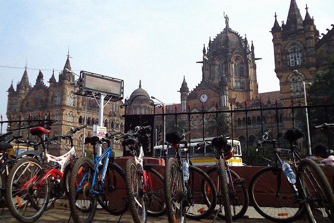 3 Hours Early Morning in South Mumbai Heritage Bicycle Tour