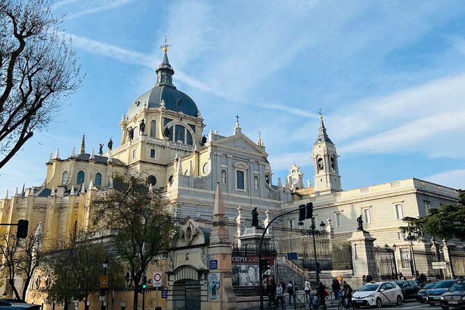 3 Hours Private Madrid City Tour Guide