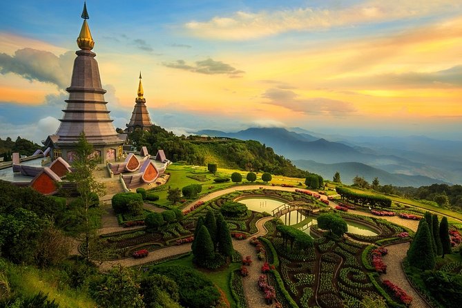 4-Day Highlights of Chiang Rai Karen Village & Golden Triangle