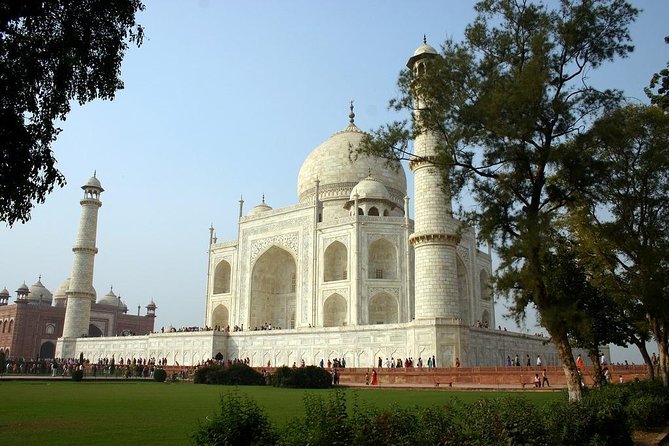 4 Days Golden Triangle Tour by AC Transport